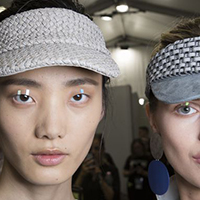 Does Wearing Make-Up To The Gym Damage Your Skin's Health?